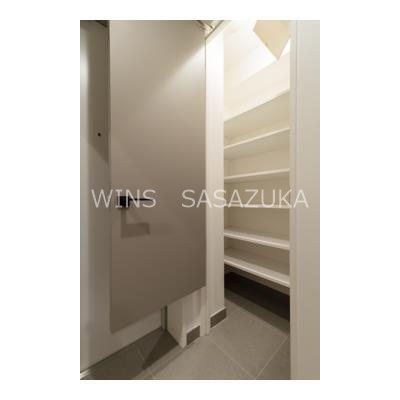 ファレール笹塚 玄関