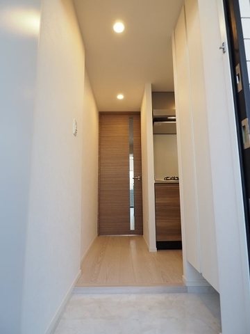 レオーネ方南町 玄関