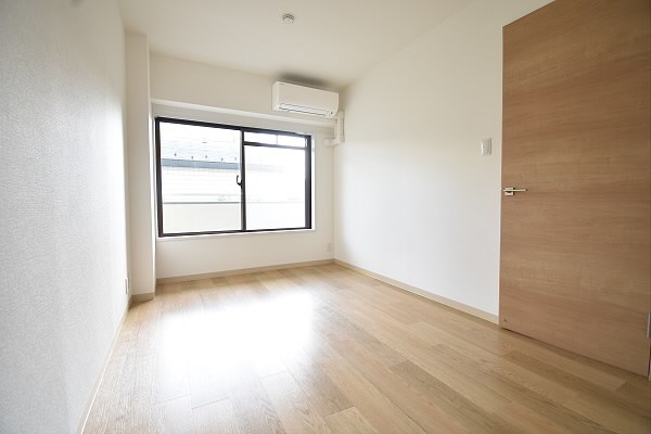 ドンジョン国領 ベッドルーム