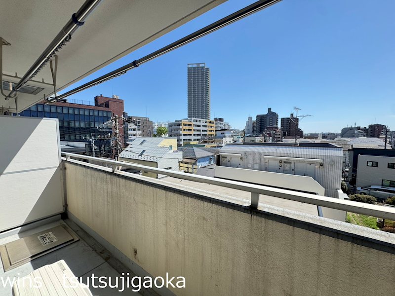 ドンジョン国領 ベランダ