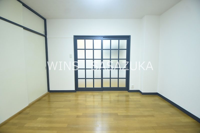 メゾンファミール ベッドルーム