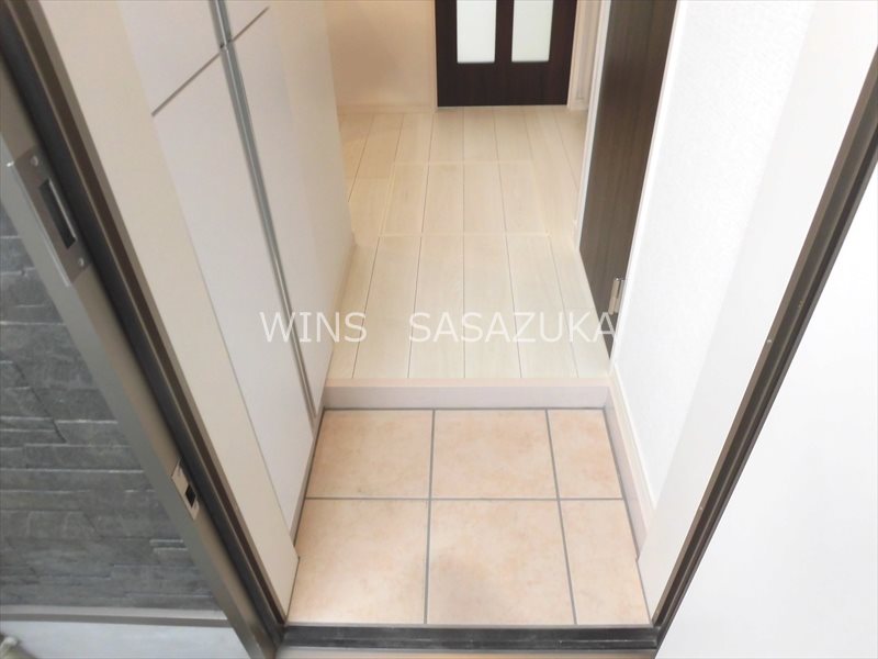 LaLuce明大前 玄関