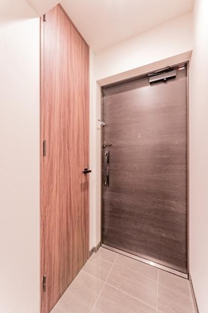 グランドゥールプレミアム代々木大山  玄関