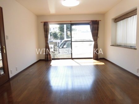 赤堤3丁目戸建 リビング