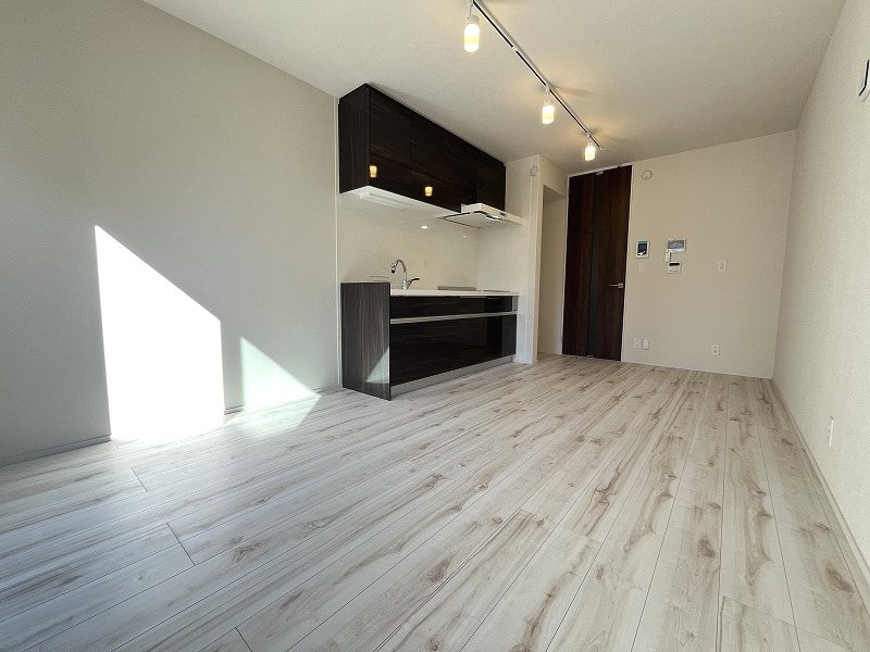 エムキース国領AB リビング