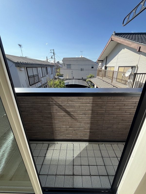 エムキース国領AB ベランダ