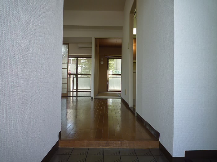 ウィングシティ立花 玄関