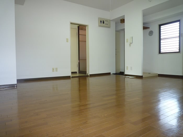 ウィングシティ立花 リビング