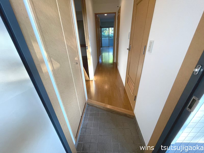 エコーヒルズ神代 玄関