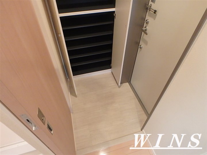 ヴィヴェール笹塚  玄関