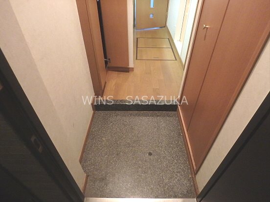 トーシンフェニックス笹塚駅前弐番館　 玄関