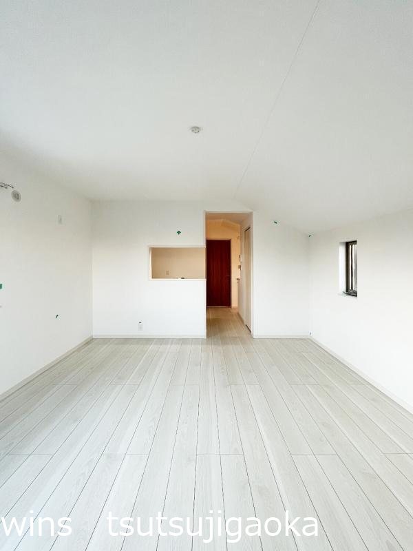 調布市入間町1丁目アパート リビング