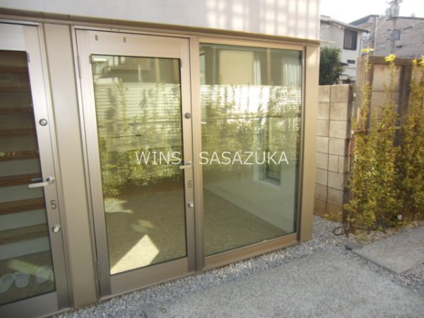 シモキタハウス  玄関