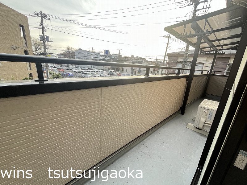 調布市八雲台2丁目戸建＝定期借家4年 ベランダ