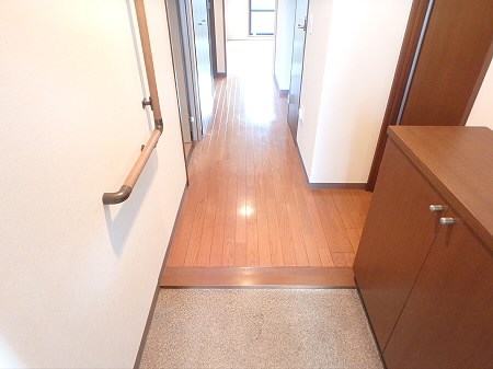 ウッディー遠藤 玄関