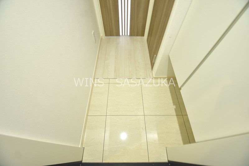 ルオーレ上北沢駅前  玄関