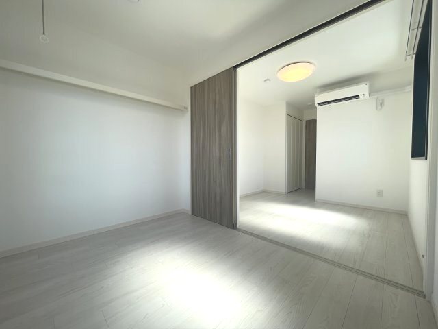 ルオーレ上北沢駅前  リビング