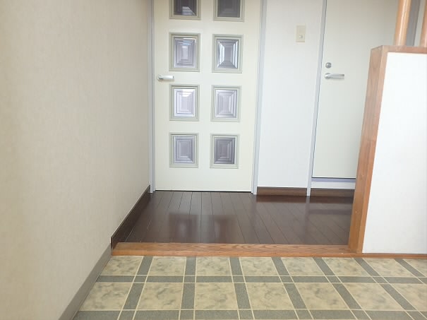 メゾンドシャンタル 玄関