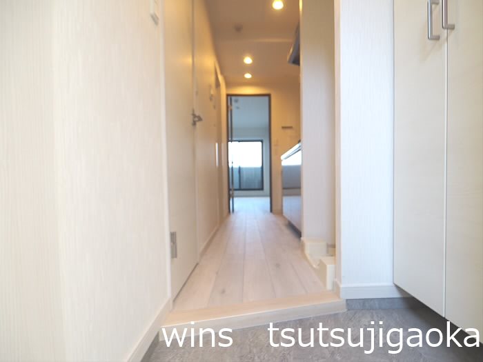 グローリオシェルト仙川Ⅱ 玄関