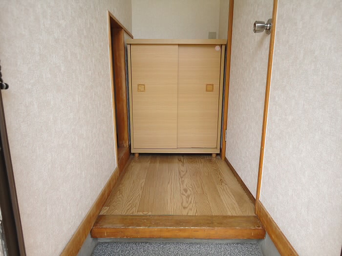 第一清和コーポ 玄関