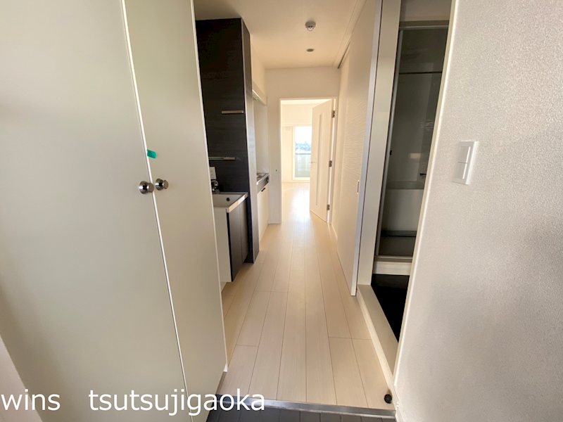 アンビックスつつじヶ丘　A棟 玄関