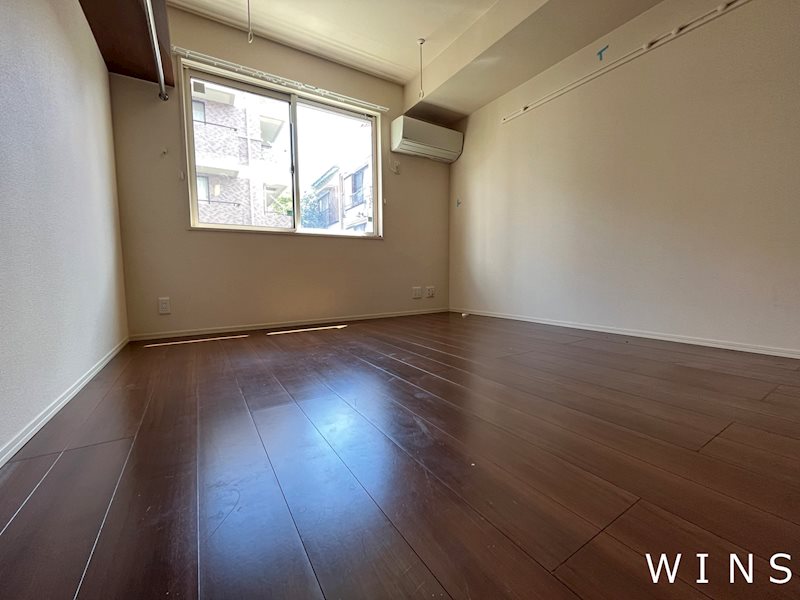 monad SASAZUKA リビング