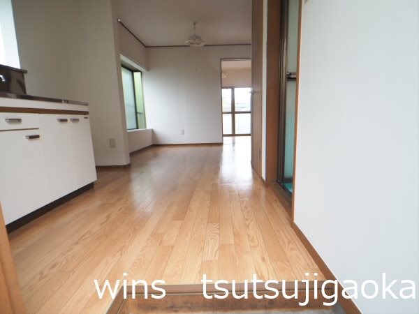 メゾン尾林 玄関