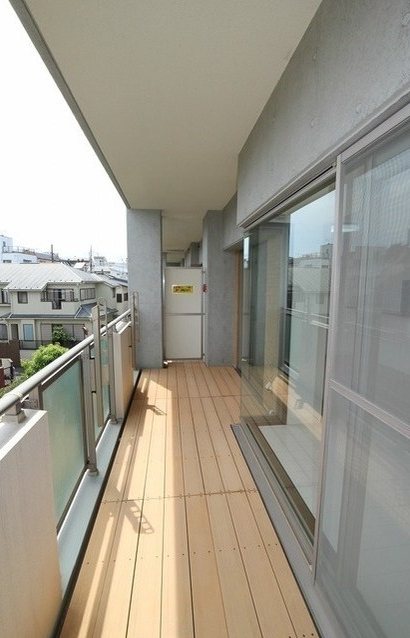 ガーデン杉並方南　 ベランダ