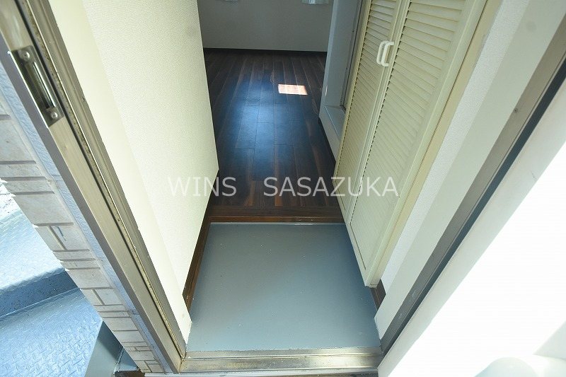 ブルーロビン 玄関