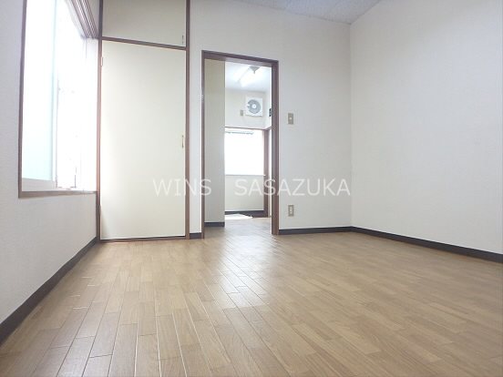 ホワイトバーム リビング