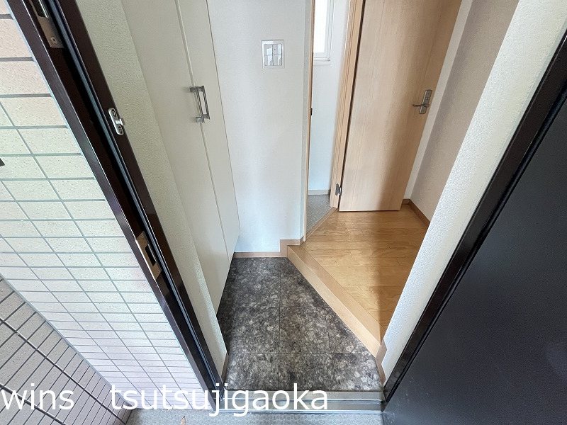 つつじヶ丘エクセルハイツⅤ 玄関