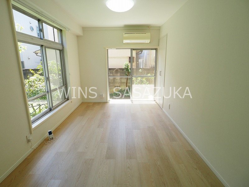 レジ東郷 リビング