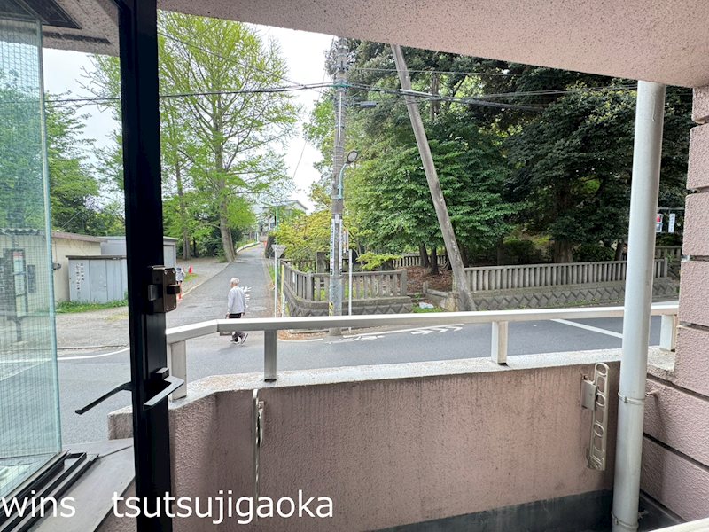 メゾンドラフィネ宮下 ベランダ