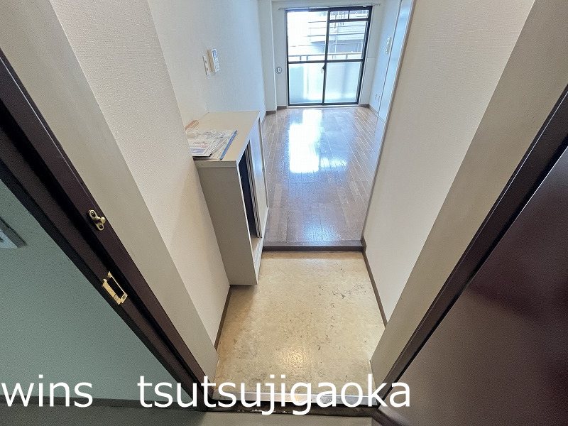 モンターニュ国領 玄関