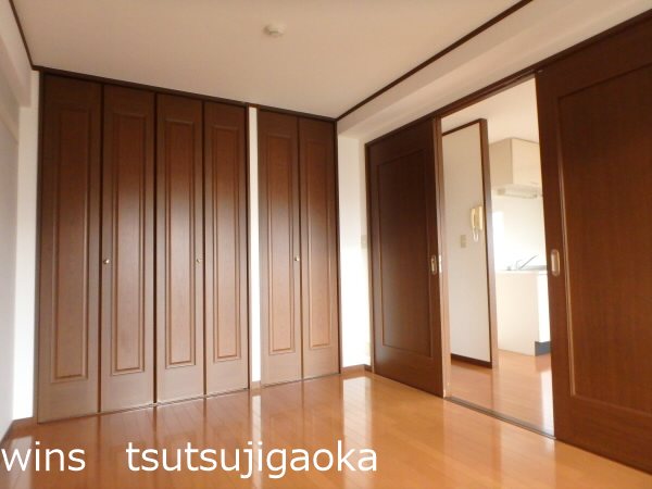 LORO　PIANA（ロロピアーナ） ベッドルーム