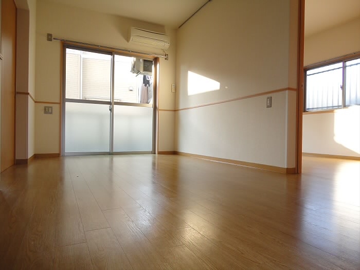 三・パレッタ・ベル リビング