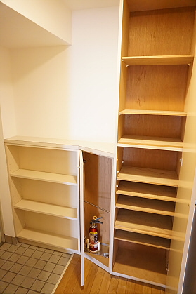 アーバンコート南烏山  玄関