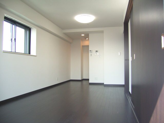 トーシンフェニックス初台弐番館 リビング