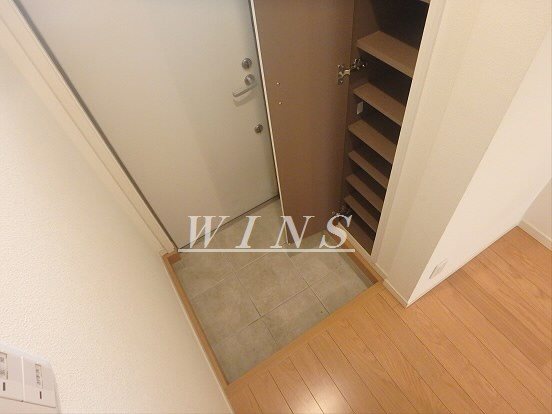 グランシャリオヴィラージュA 玄関