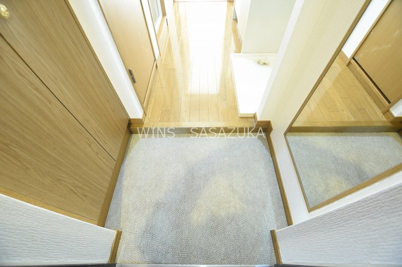 ガラ・シティ笹塚　 玄関