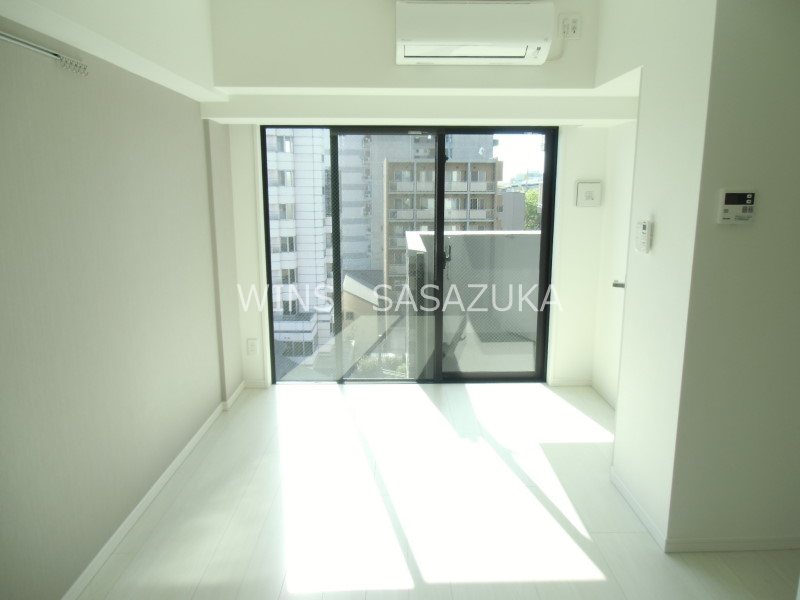 ステージファースト明大前アジールコート リビング