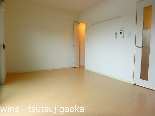 クレセント馬部（バベ） リビング