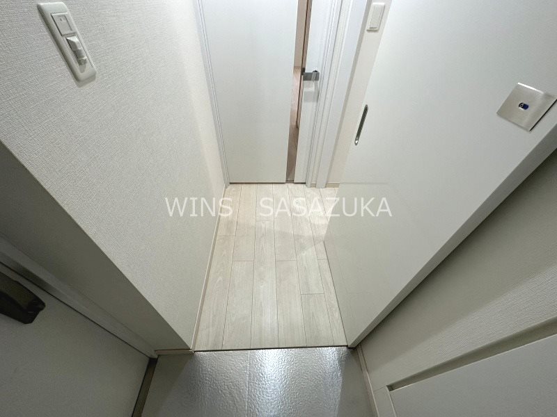 CREAL渋谷笹塚 玄関