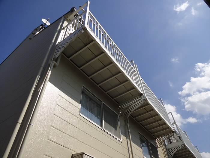 アティアス柴崎 205号室 外観