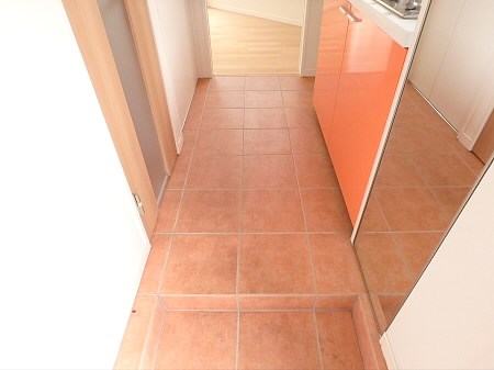 ルーブル調布弐番館 玄関