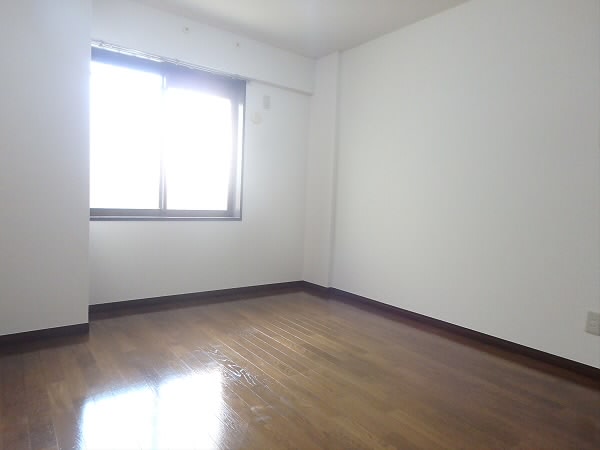 ロイヤルパレス ベッドルーム