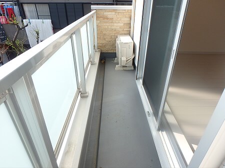 リブリ・調布神代パーク ベランダ