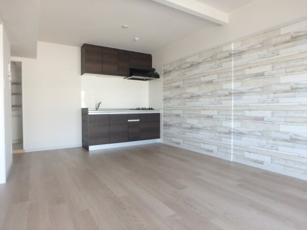 サニーガーデンアライ リビング