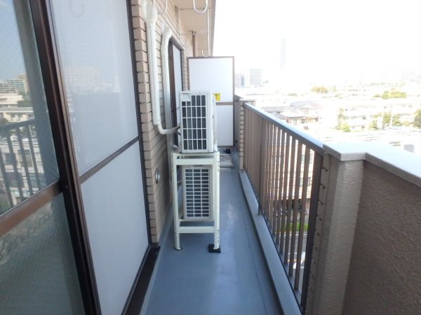 サニーガーデンアライ ベランダ