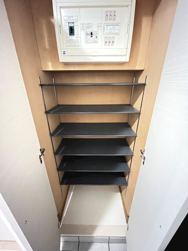 ヒューリックレジデンス調布柴崎 玄関